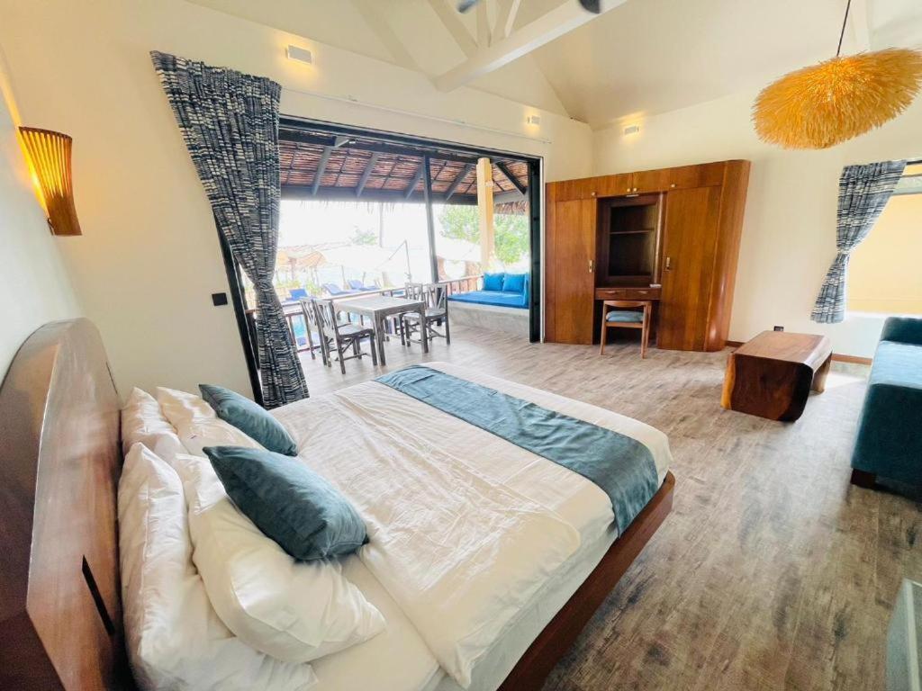 Absolute Beachfront 度假村 4*